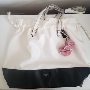 NEW Victoria's Secret White/Black Bag
